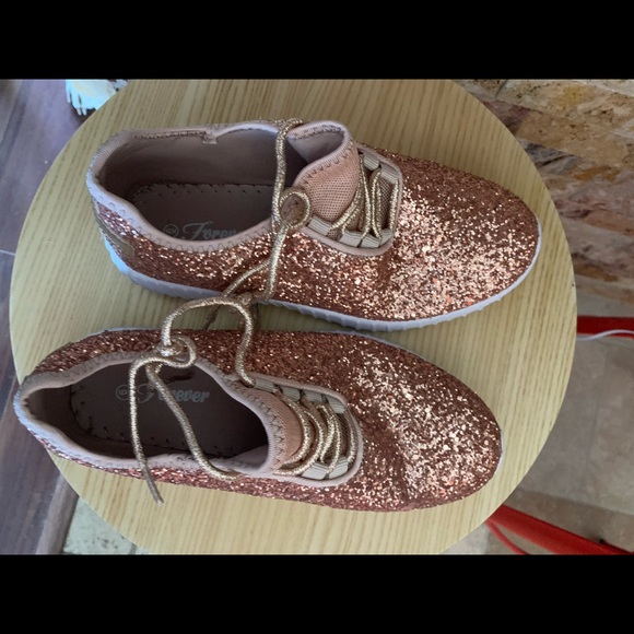 Rose gold sparkle runners - Picture 3 of 3